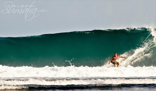 Nagadens (South) surf break Sumatra