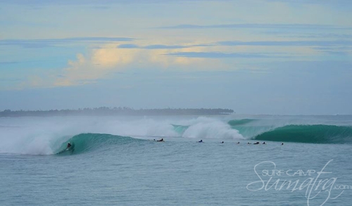 Macaronis surf break Sumatra