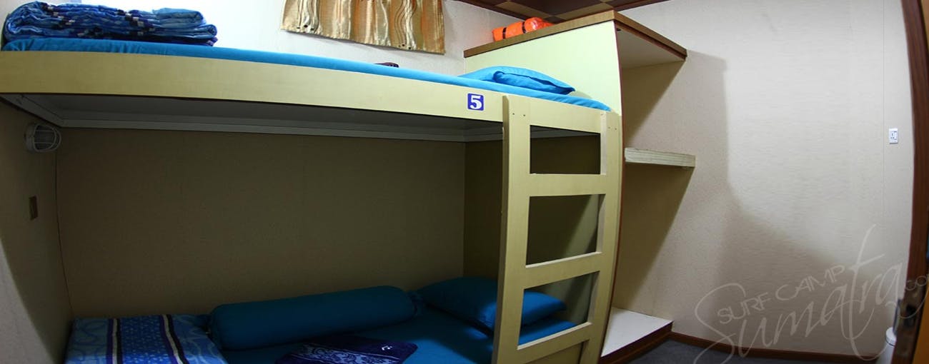 2 single bunk room