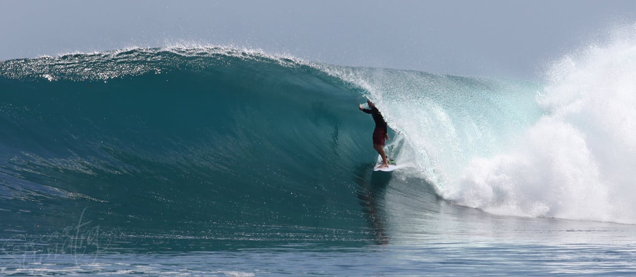 surfing sumatra telo