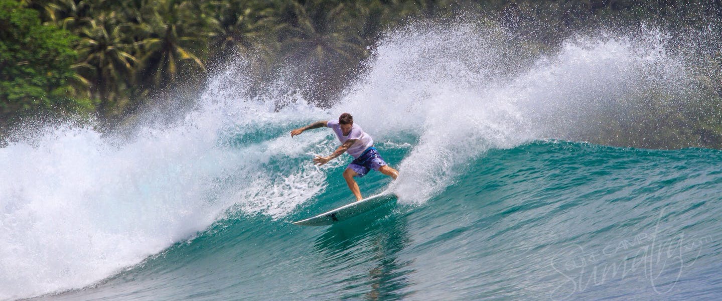 surf mentawais